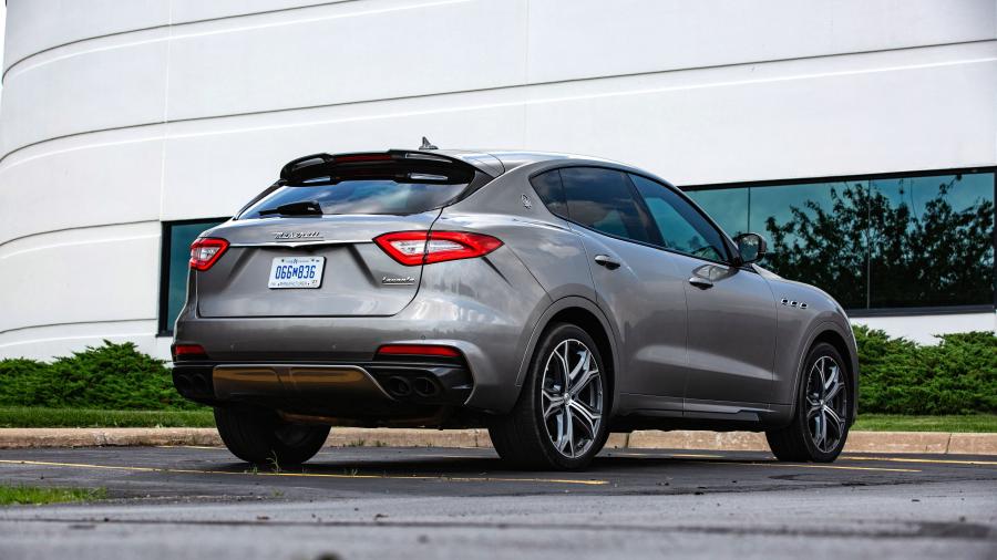  Maserati Levante Trofeo 2018 года  (NA) (фото 7 из 37)